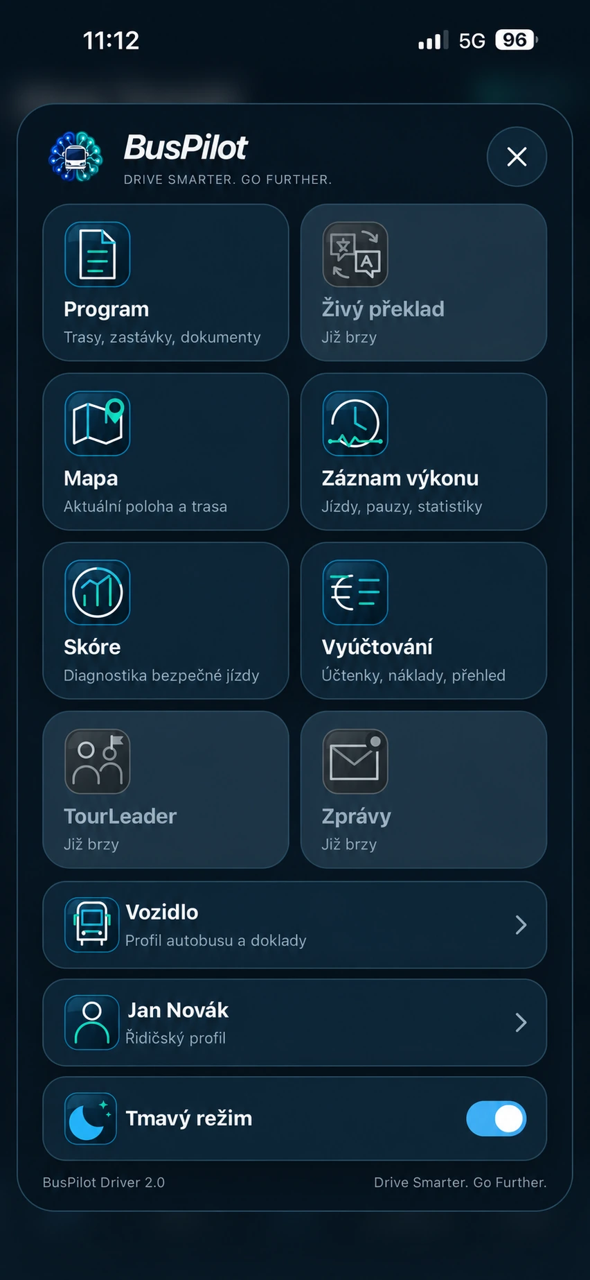 Driver · upravený snímek s ukázkovými údaji. Rozhraní aplikací se může lišit od jazyka webu.